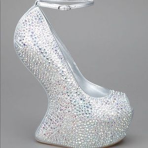 Giuseppe Zanotti Crystal "Heelless" Heels open toe